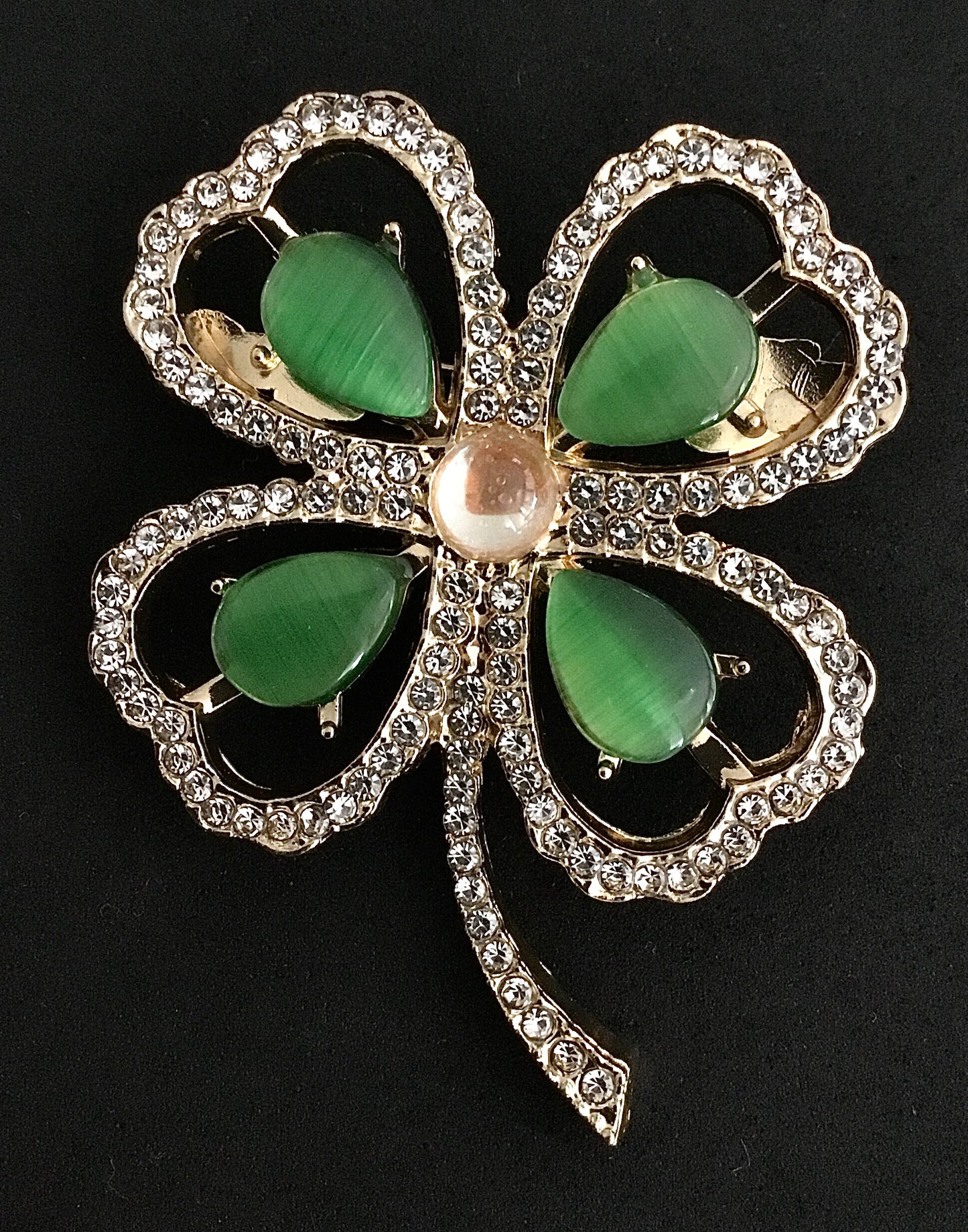 Brooch handmade