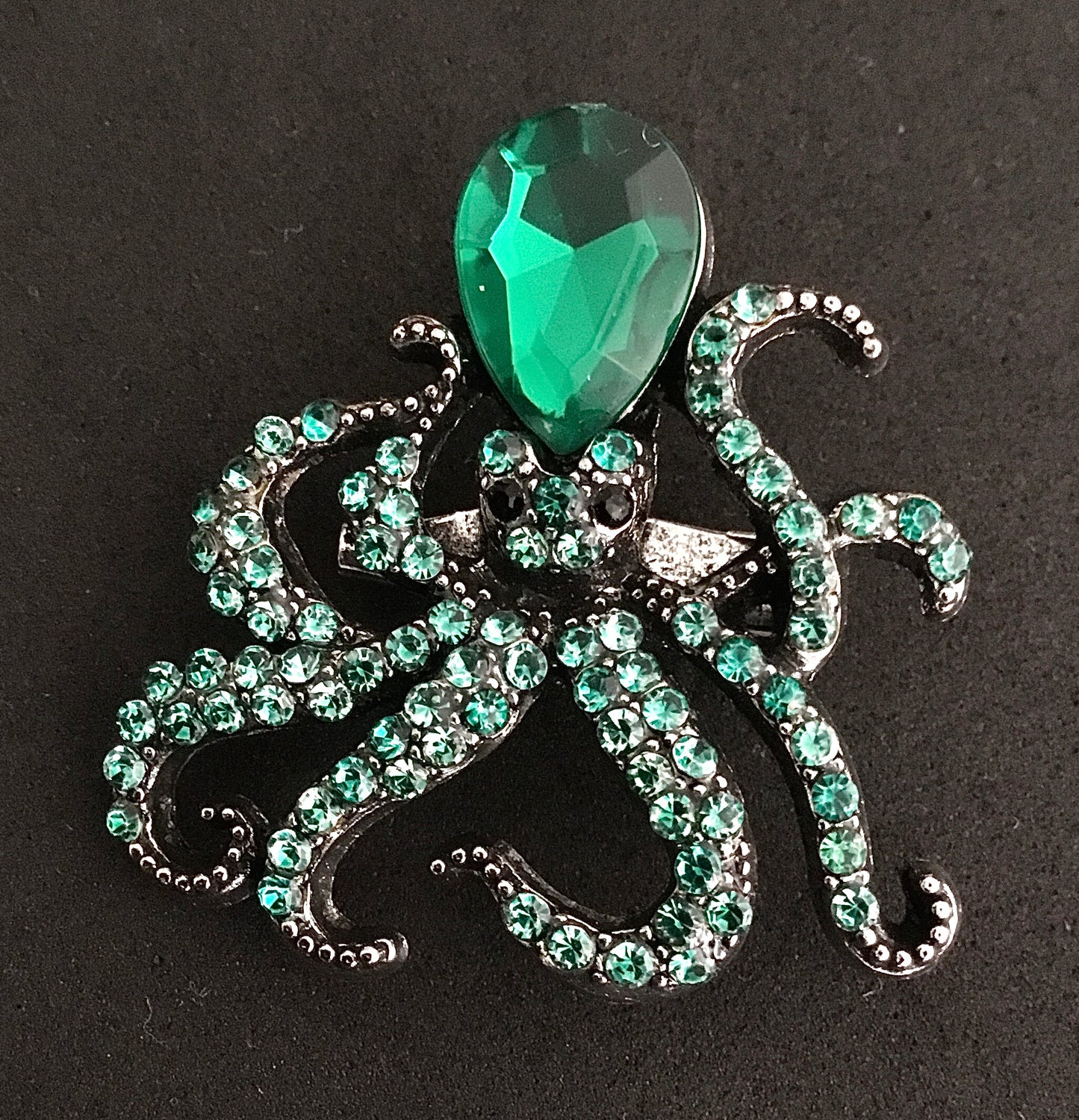 Brooch handmade
