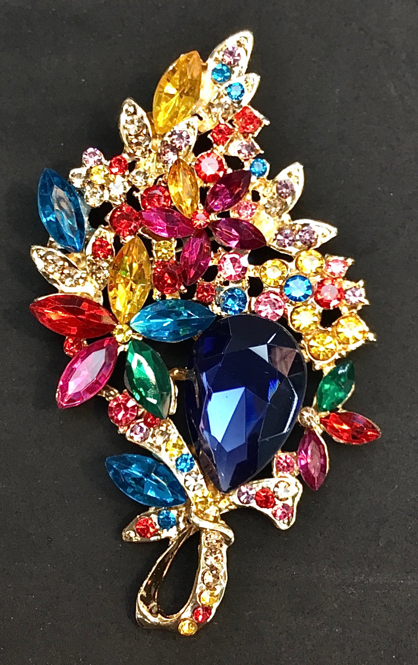 Brooch handmade