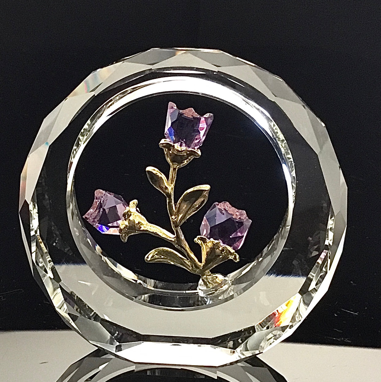 Kristallkreis violette Blume