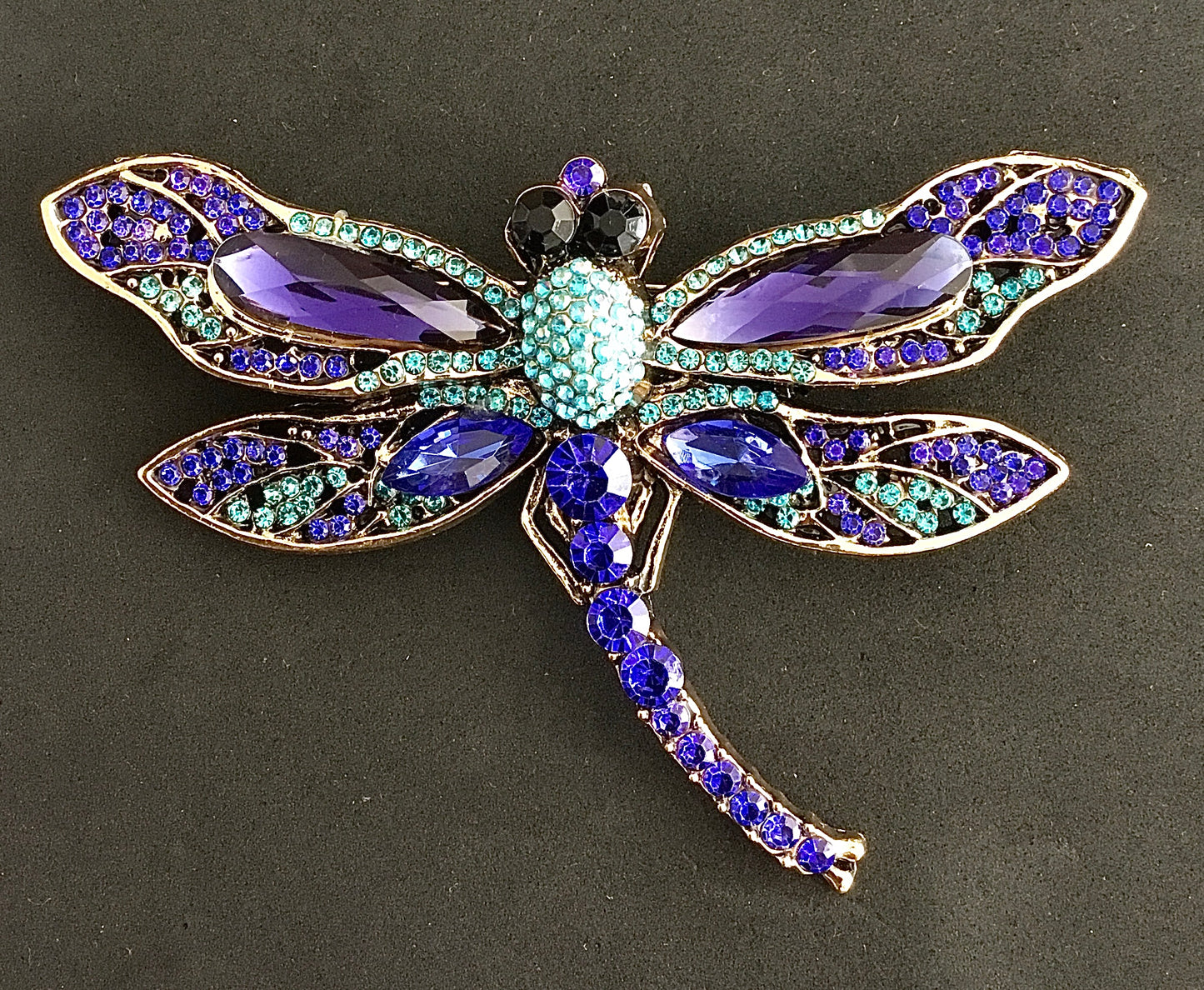 Brooch handmade
