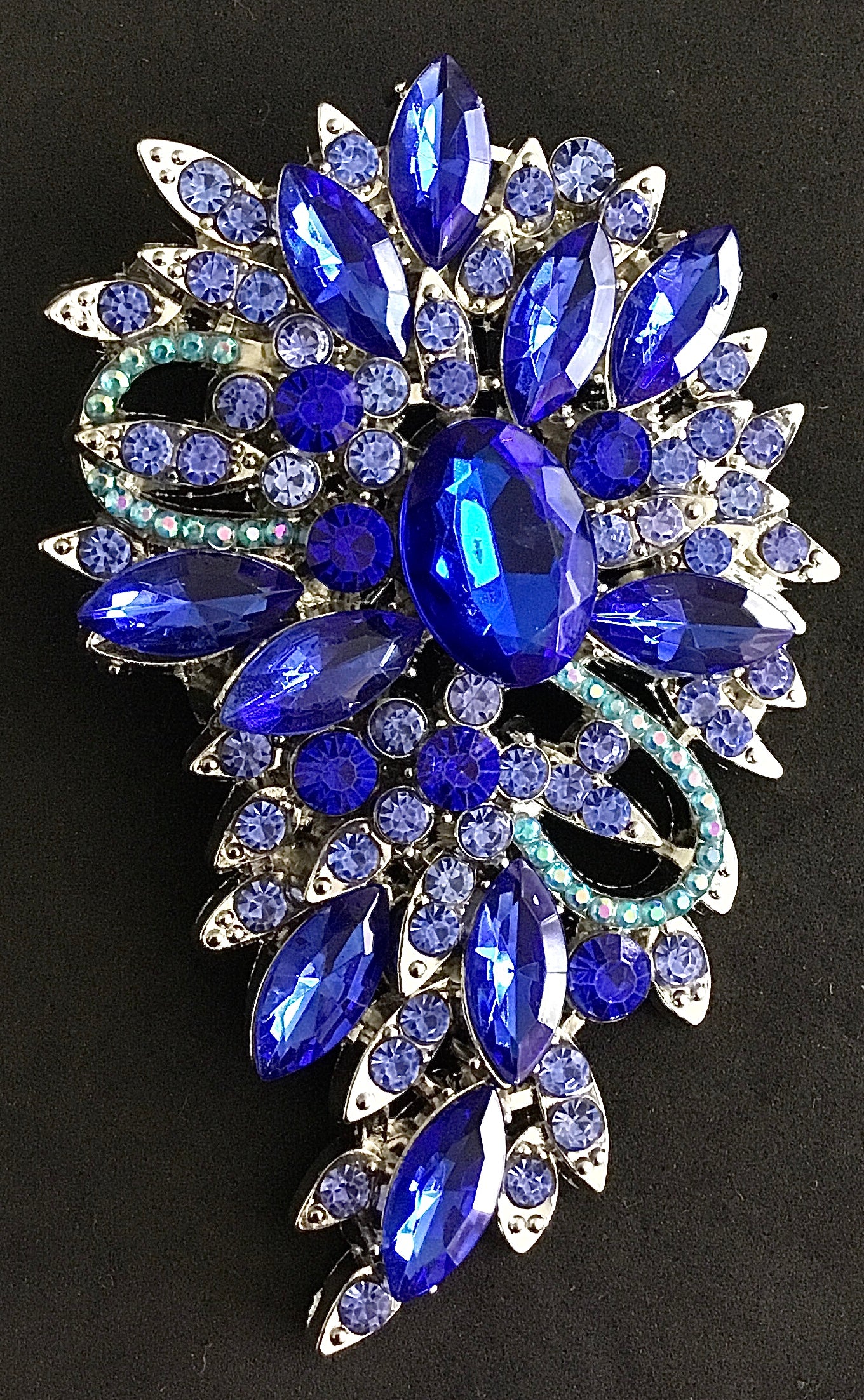 Brooch handmade