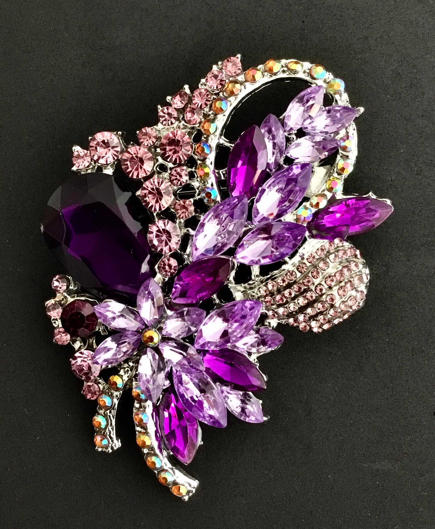 Brooch handmade
