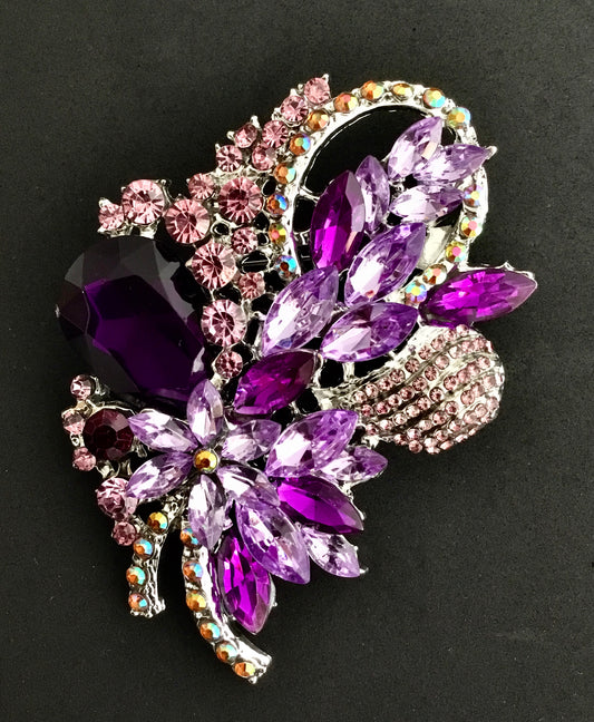 Brooch handmade