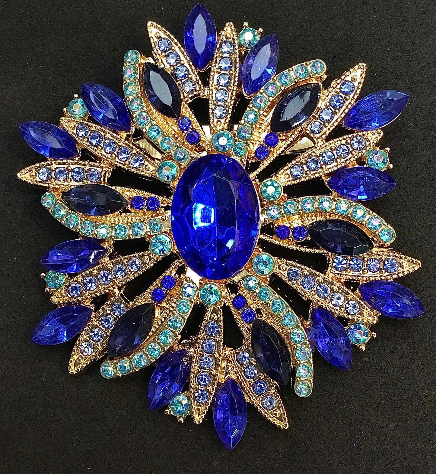Brooch handmade